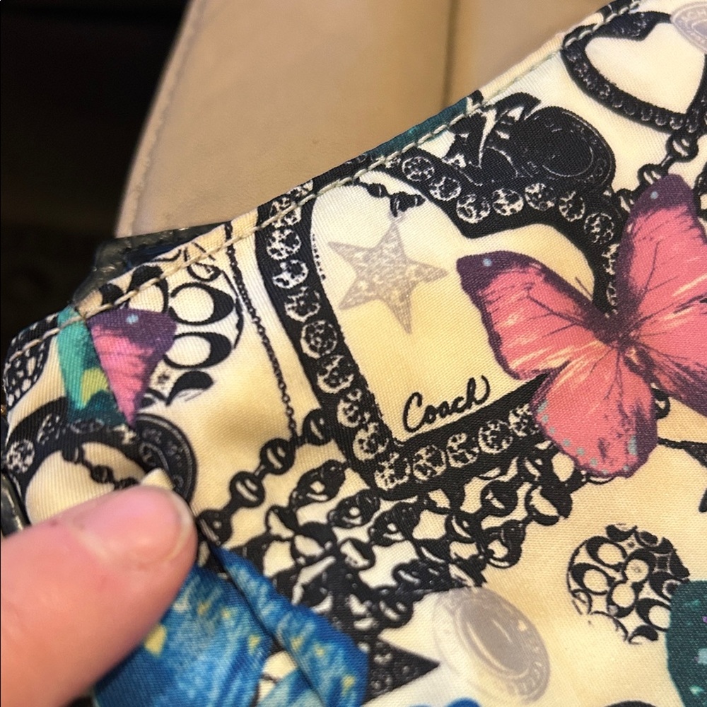Coach Limited Edition Carly Butterfly Shoulder Bag- Rare Find! - Picture 16 of 17